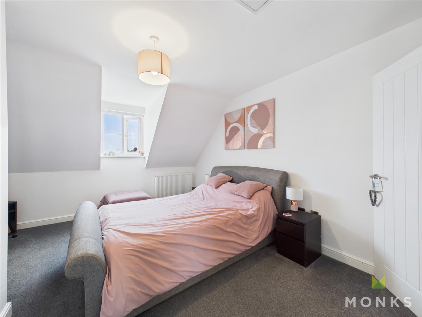 15 Ceiriog Way, Oswestry, SY11 3FE For Sale